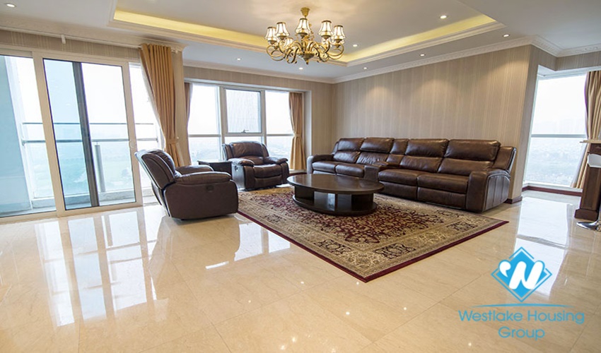 Spacious high floor 4 bedrooms apartment for rent in Ciputra, Tay Ho, Hanoi